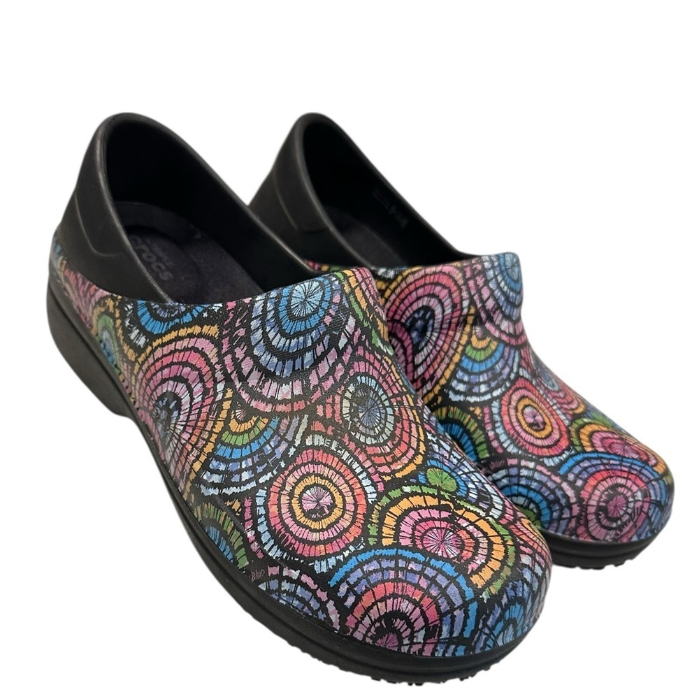 Crocs Women's Neria Pro Il Graphic Work Nurse Clogs Shoes Size 8 - Picture 2 of 8